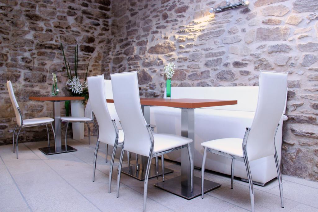 Hotel Montenegro Compostela Santiago de Compostela Bagian luar foto