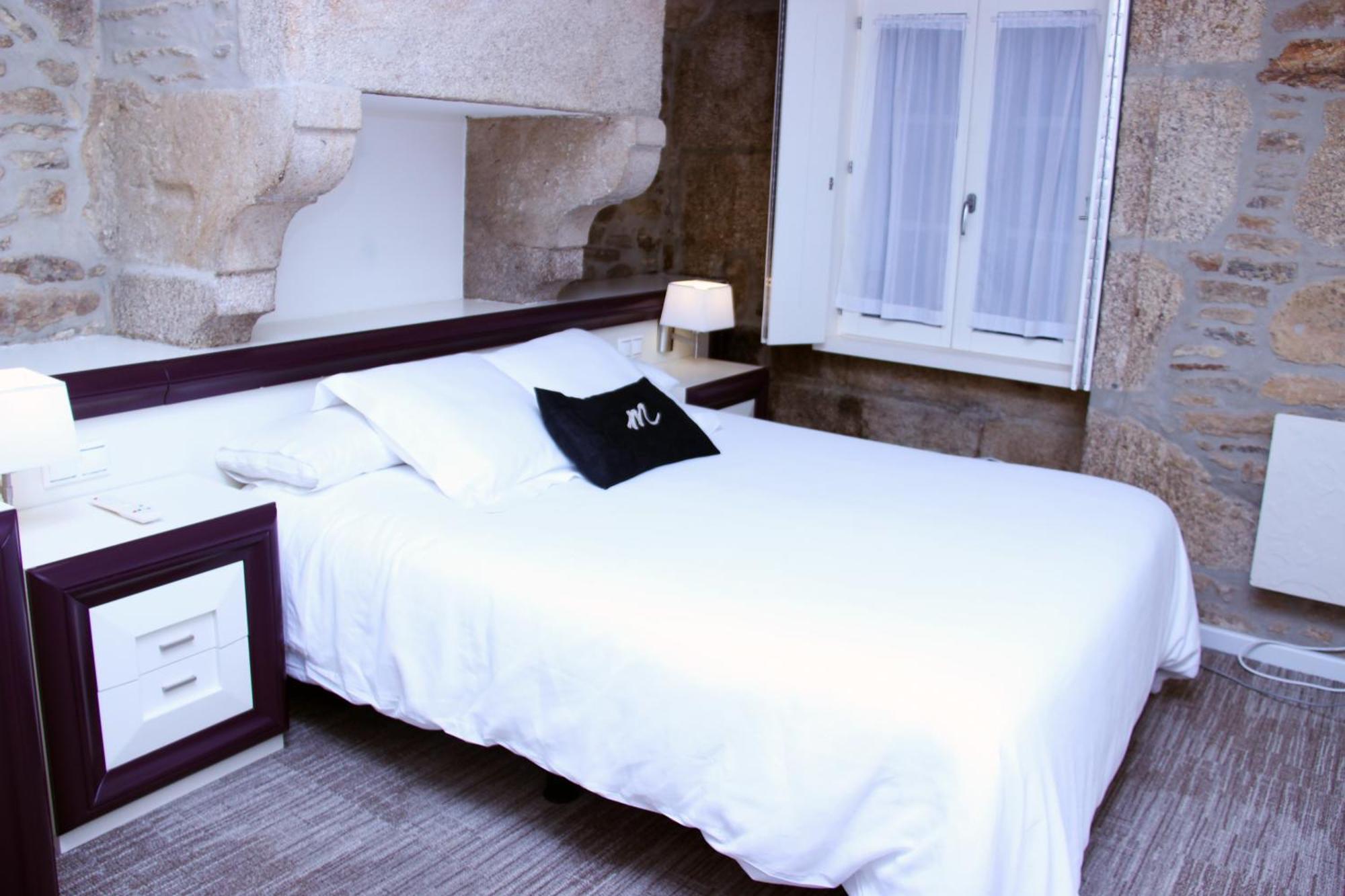 Hotel Montenegro Compostela Santiago de Compostela Bagian luar foto