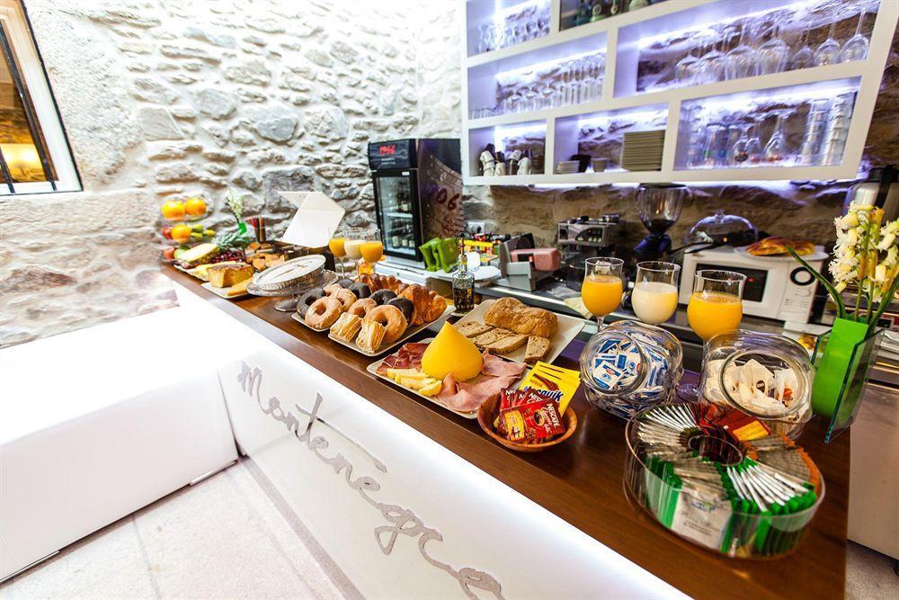 Hotel Montenegro Compostela Santiago de Compostela Bagian luar foto