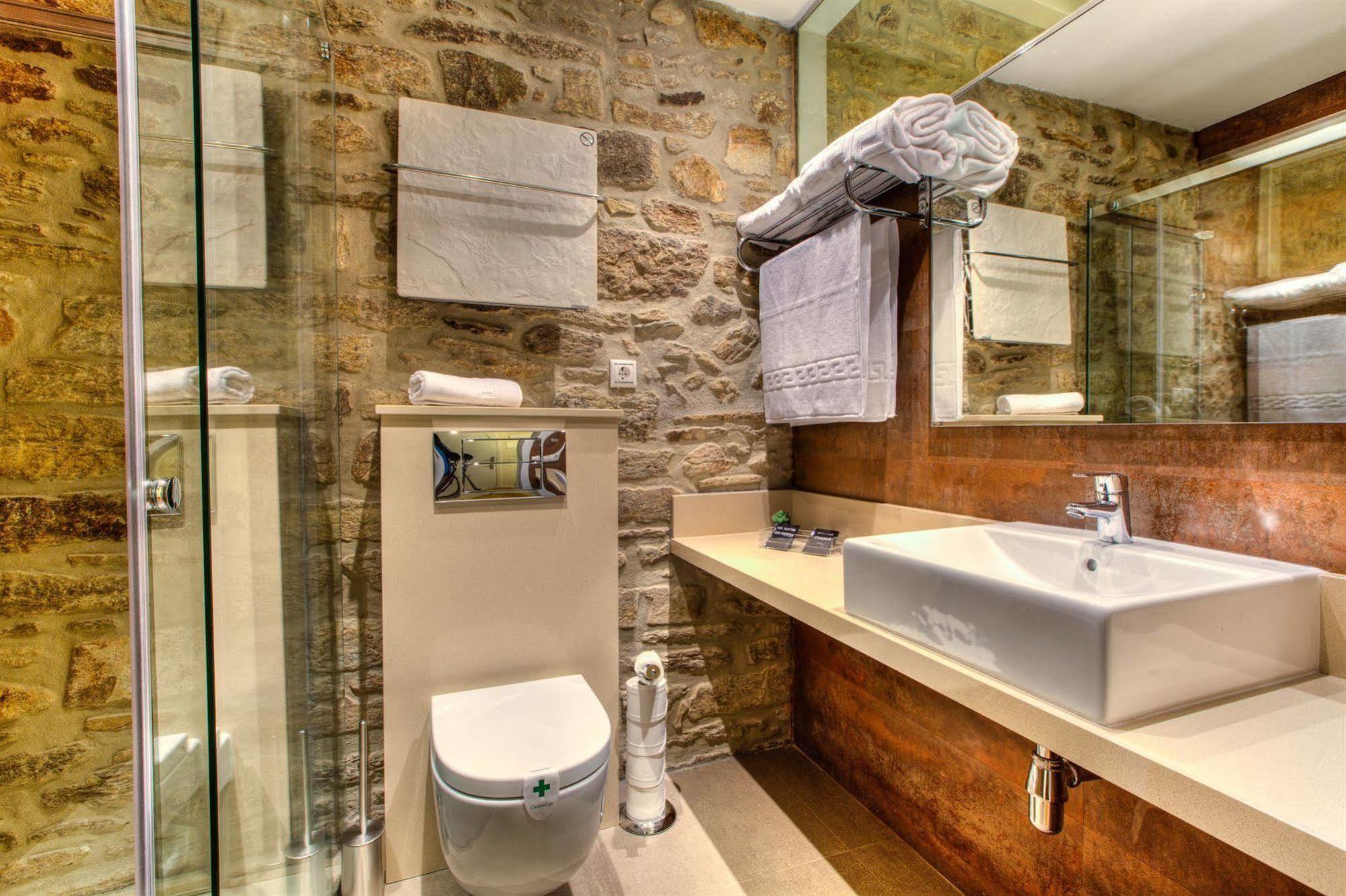 Hotel Montenegro Compostela Santiago de Compostela Bagian luar foto