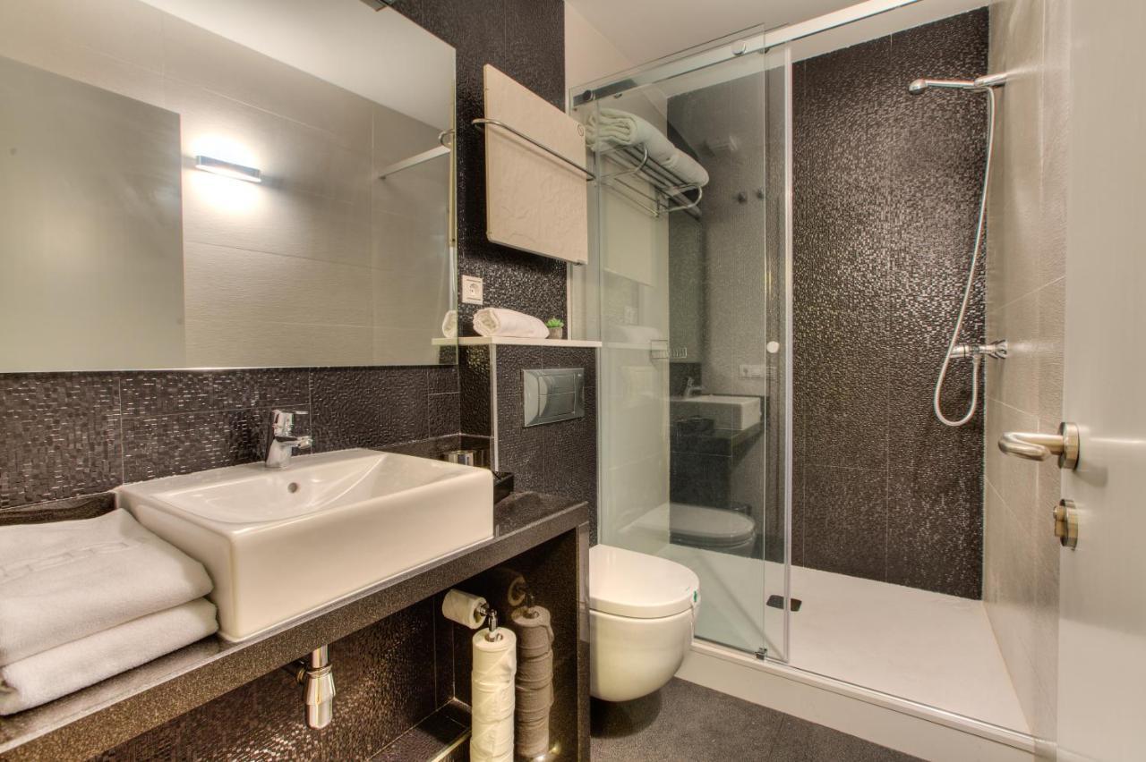 Hotel Montenegro Compostela Santiago de Compostela Bagian luar foto